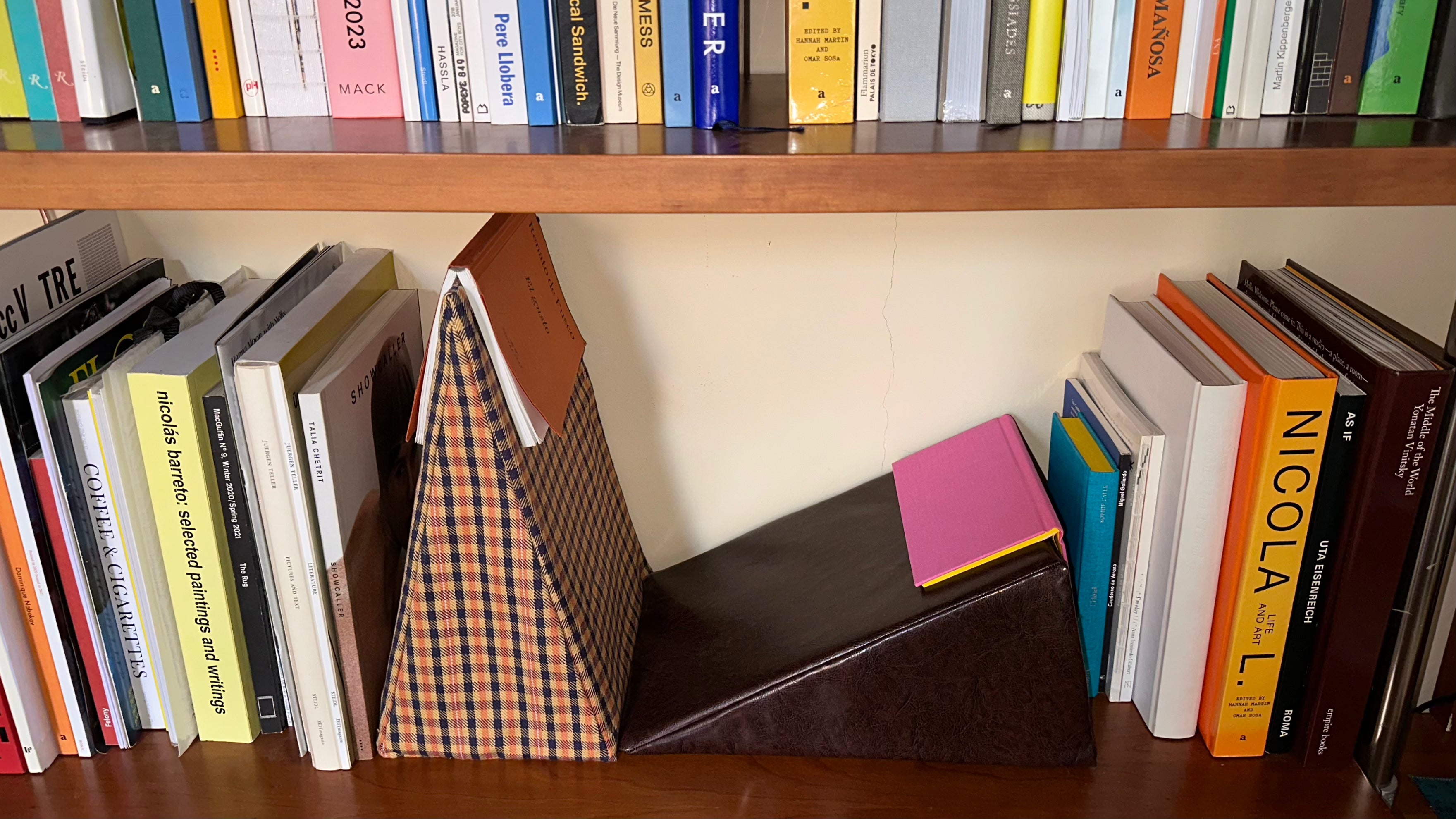 Bookrest Object