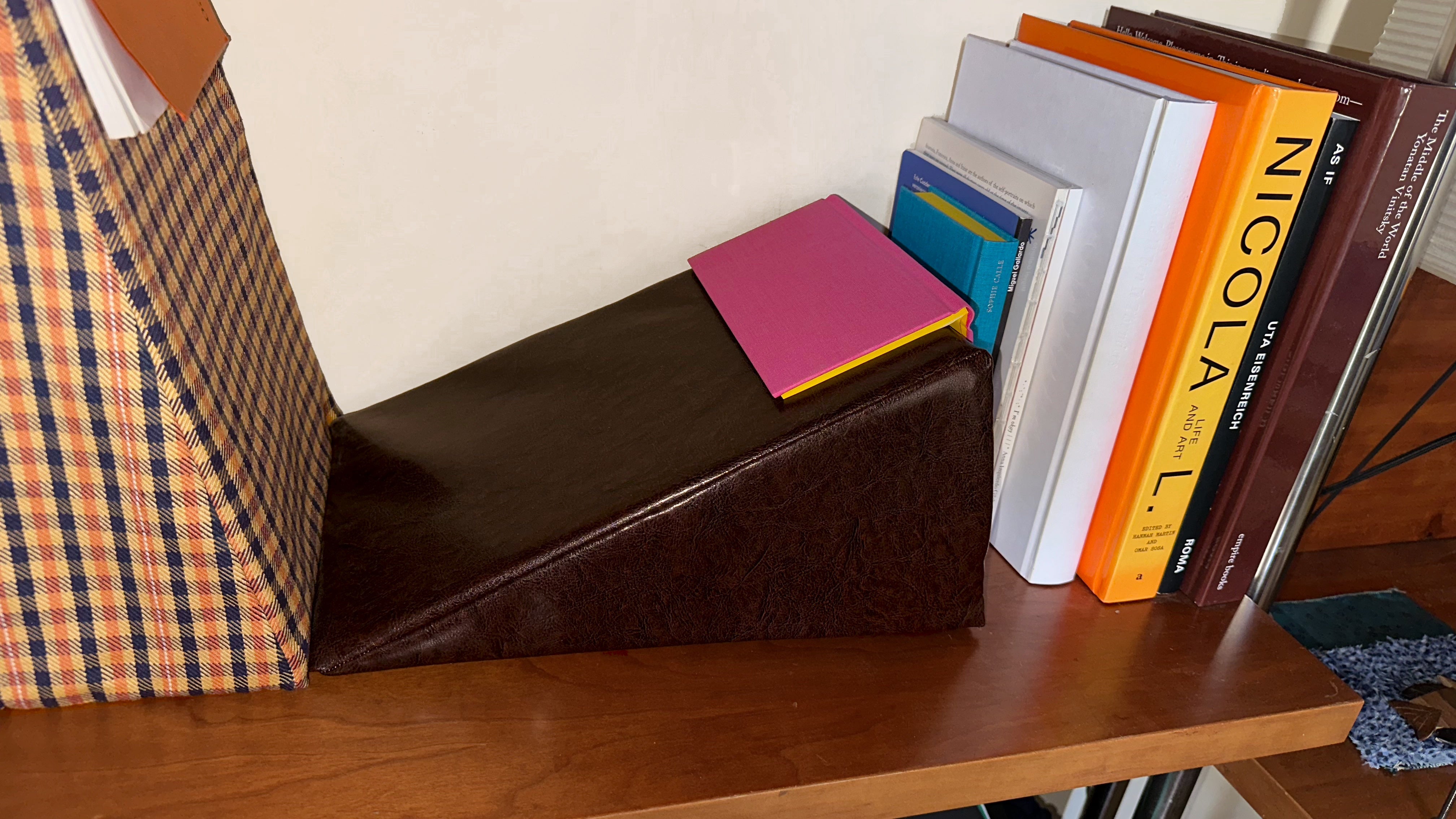 Bookrest Object